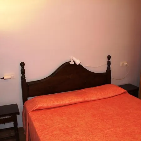 Apartmán Global Immo 2215 Figueres 12 *